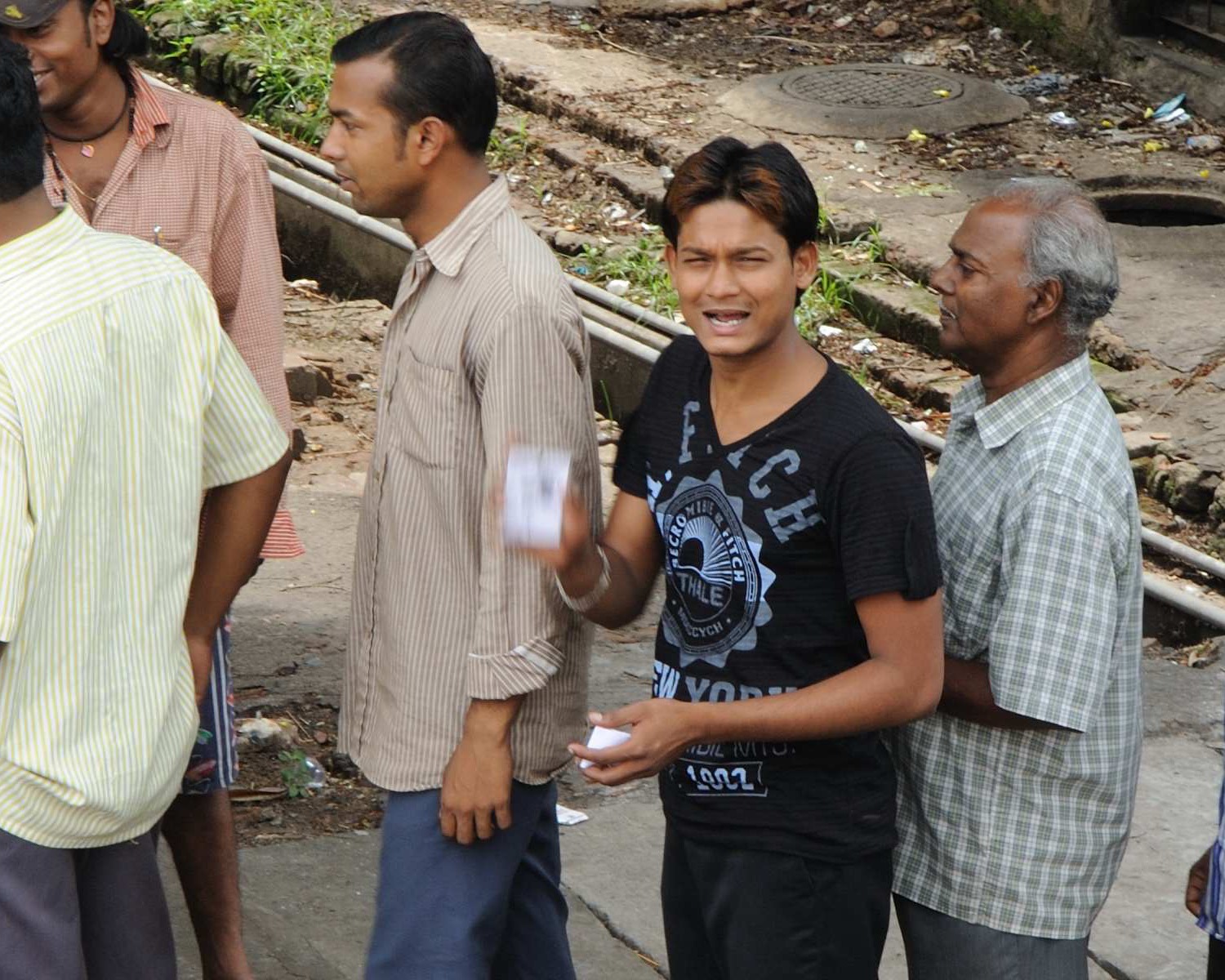 Indian voters in a queue
